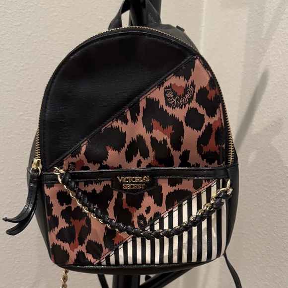 Victoria's Secret Black and Pink Leopard Backpack - Picture 1 of 7